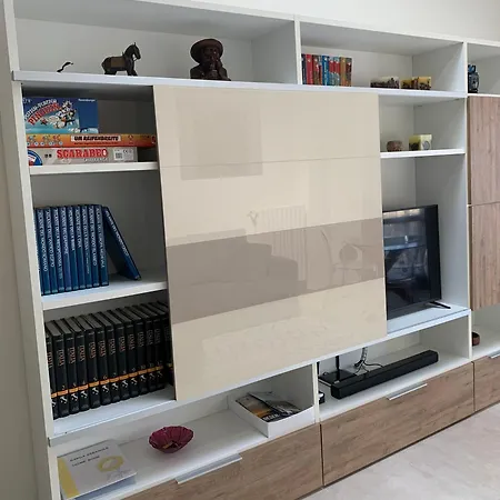 Garda Girasole Trilocale A Due Passi Dal Con Posto Auto Privato * Desenzano del Garda