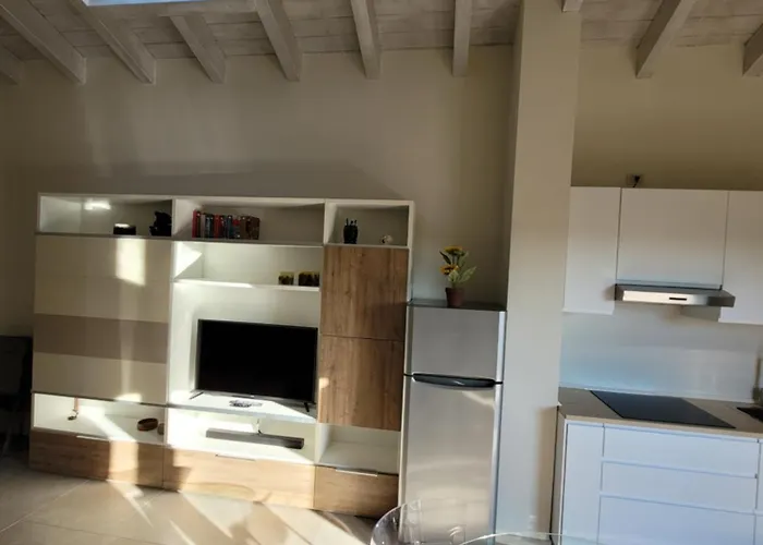 Garda Girasole Trilocale A Due Passi Dal Con Posto Auto Privato 公寓 代森扎诺-德尔加达